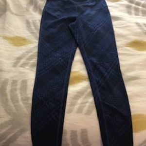 Women's Athleta reversible tight